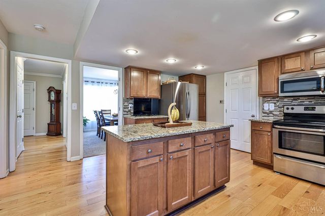 7230 Walnut Creek Drive, West Chester, OH 45069