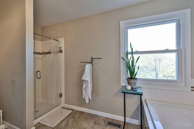 7230 Walnut Creek Drive, West Chester, OH 45069