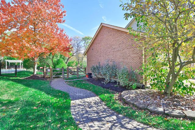 7230 Walnut Creek Drive, West Chester, OH 45069