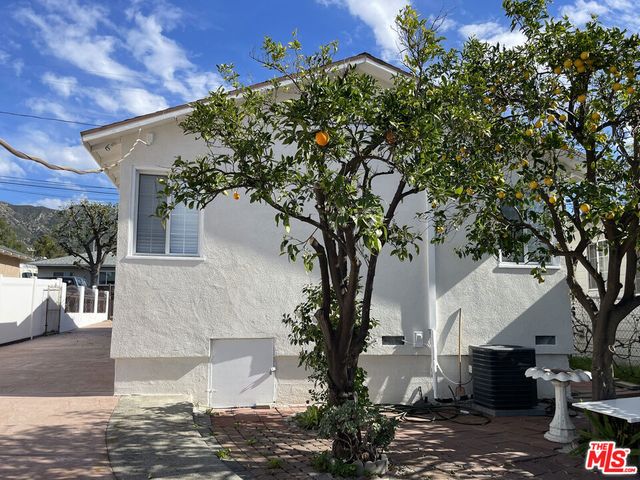 10631 Tinker Avenue, Tujunga, CA 91042