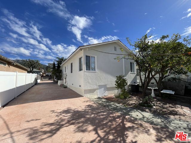 10631 Tinker Avenue, Tujunga, CA 91042