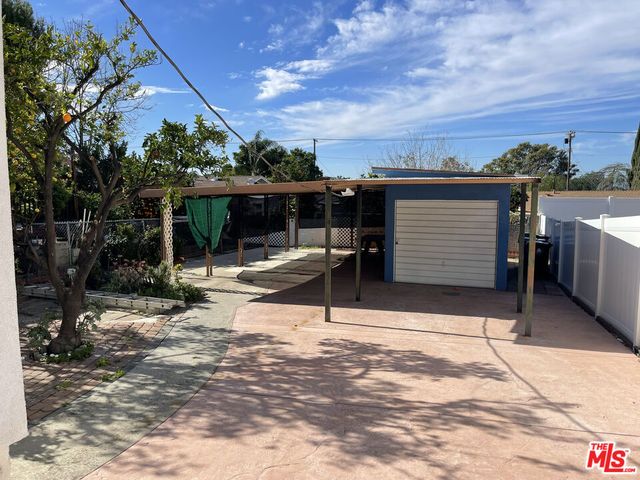 10631 Tinker Avenue, Tujunga, CA 91042