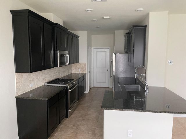 1819 Ryon Falls Drive, Richmond, TX 77469