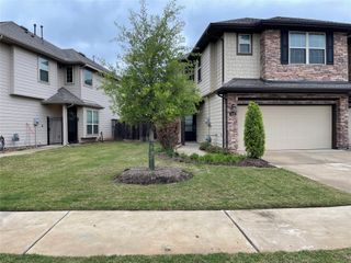 1819 Ryon Falls Drive, Richmond, TX 77469