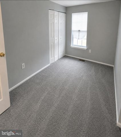 2561 ROBINSON PL, Waldorf, MD 20602