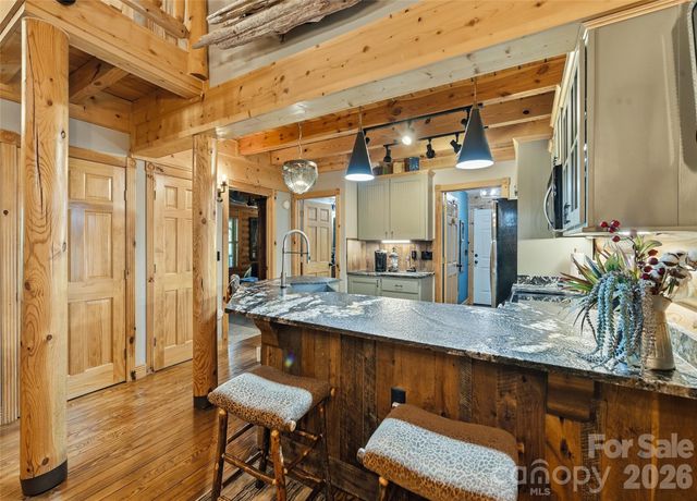 26 Tawodi Trail, Maggie Valley, NC 28751