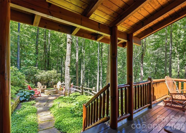 26 Tawodi Trail, Maggie Valley, NC 28751