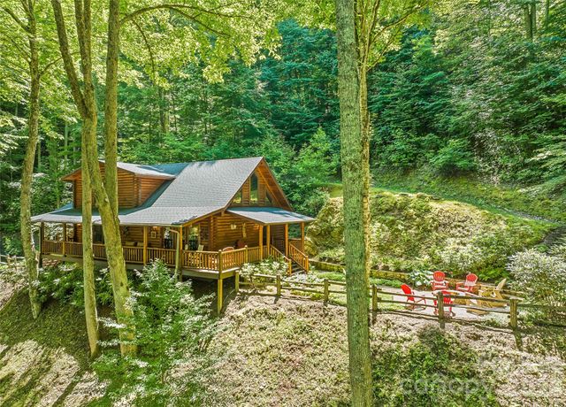 26 Tawodi Trail, Maggie Valley, NC 28751