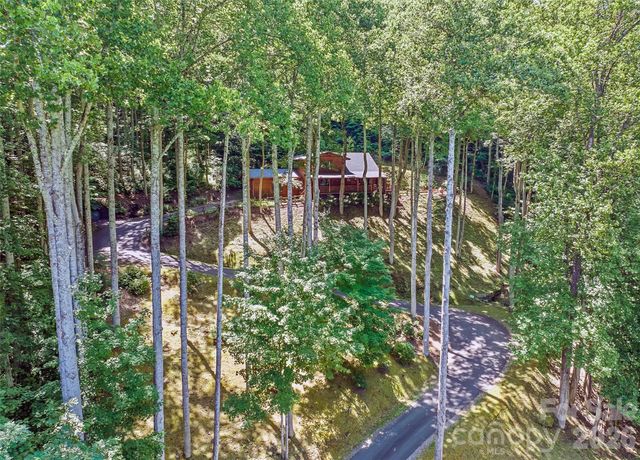 26 Tawodi Trail, Maggie Valley, NC 28751