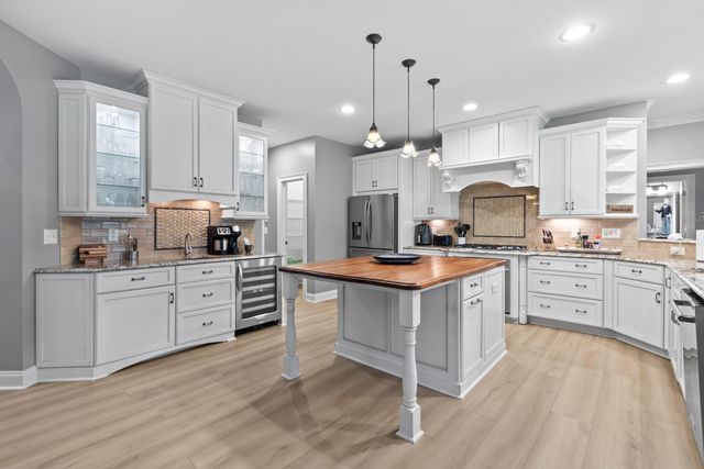 2611 High Hammock Road, Seabrook Island, SC 29455