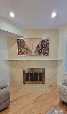 20 Wolf Hill Road 10C, Wolcott, CT 06716