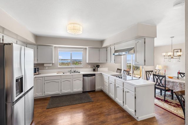 3460 Lakeview Dr, Ione, CA 95640