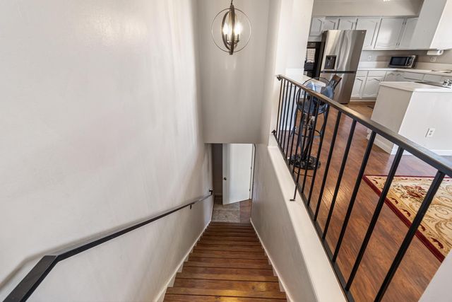 3460 Lakeview Dr, Ione, CA 95640