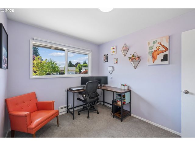 12513 Ne Russell St, Portland, OR 97230