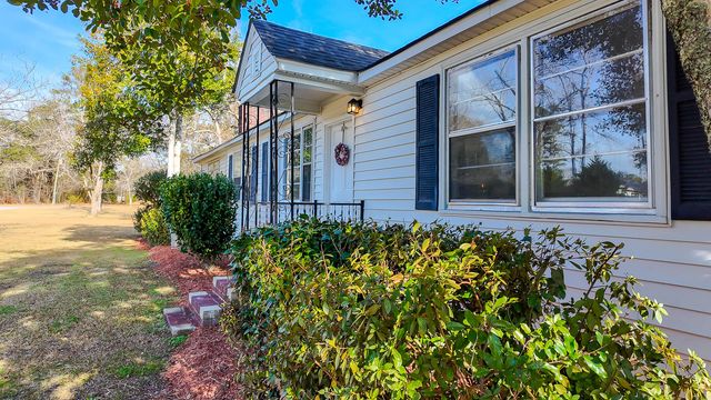 115 Rowes Pump Drive, Rowesville, SC 29133