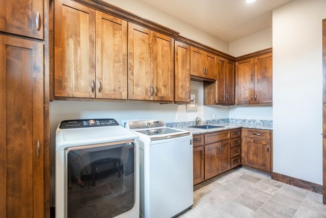 402 Bella Vista Circle, Odessa, TX 79765