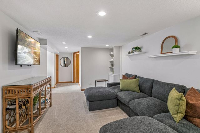 3331 Virginia Avenue S, Saint Louis Park, MN 55426