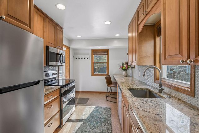 3331 Virginia Avenue S, Saint Louis Park, MN 55426