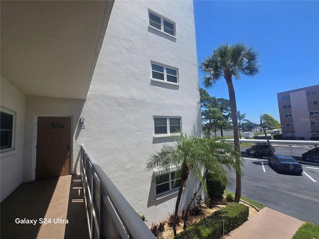 5603 80TH STREET N 216, St Petersburg, FL 33709