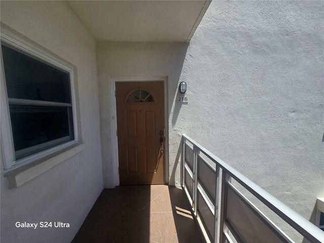 5603 80TH STREET N 216, St Petersburg, FL 33709