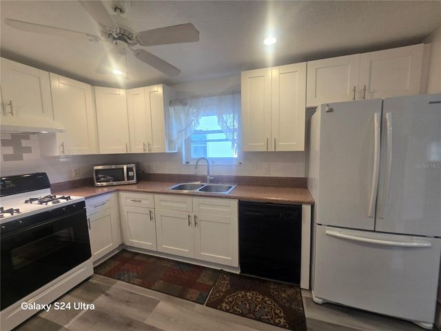 5603 80TH STREET N 216, St Petersburg, FL 33709