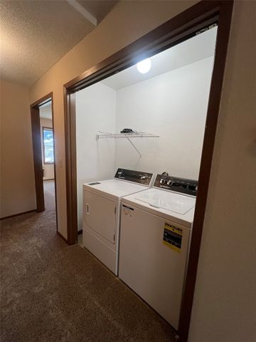 206 13th Street, Vinton, IA 52349