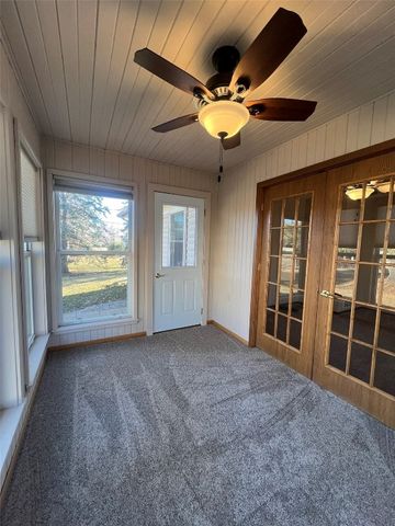 206 13th Street, Vinton, IA 52349