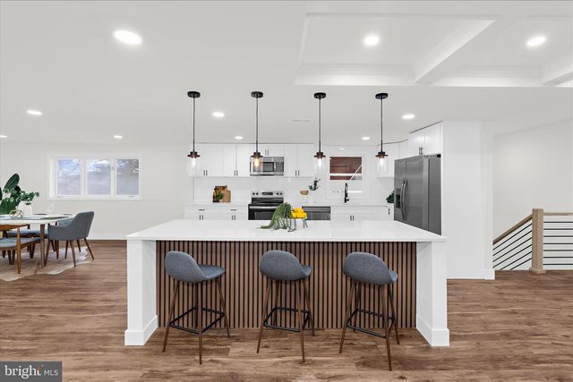 8209 OLD HAGERSTOWN RD, Middletown, MD 21769