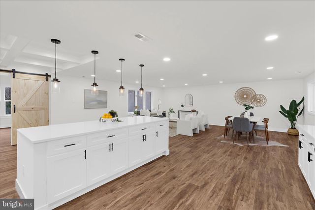 8209 OLD HAGERSTOWN RD, Middletown, MD 21769