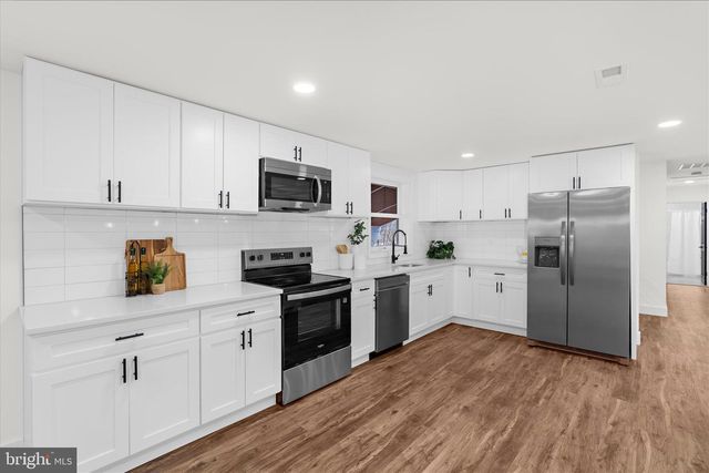 8209 OLD HAGERSTOWN RD, Middletown, MD 21769