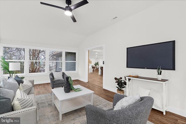 8209 OLD HAGERSTOWN RD, Middletown, MD 21769