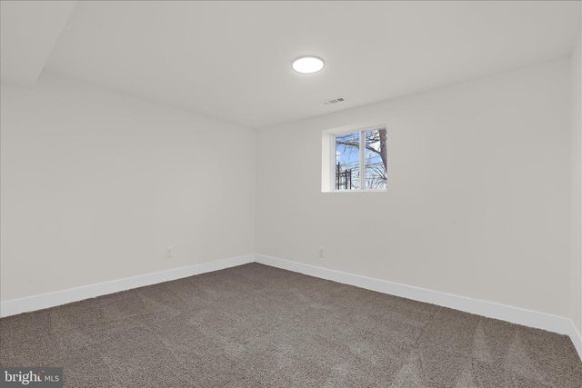 8209 OLD HAGERSTOWN RD, Middletown, MD 21769