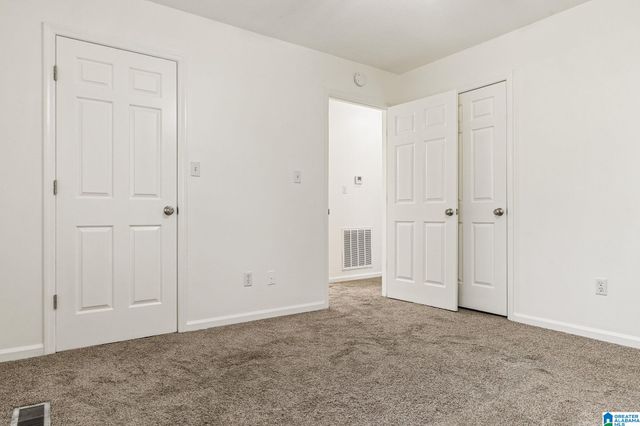 501 HILLSBORO LANE, Helena, AL 35080