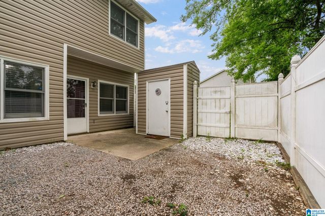 501 HILLSBORO LANE, Helena, AL 35080