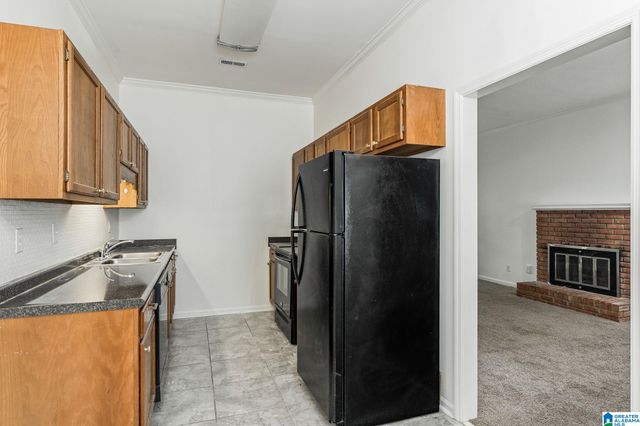 501 HILLSBORO LANE, Helena, AL 35080