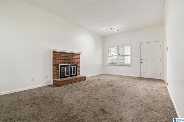 501 HILLSBORO LANE, Helena, AL 35080