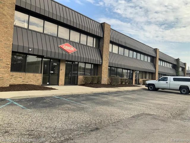3757 Commerce Court, Wayne, MI 48184