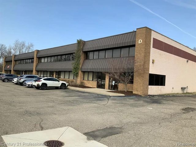 3757 Commerce Court, Wayne, MI 48184