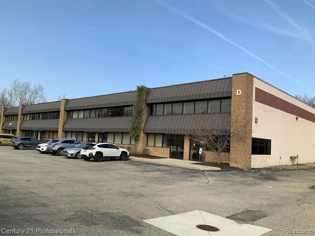 3757 Commerce Court, Wayne, MI 48184