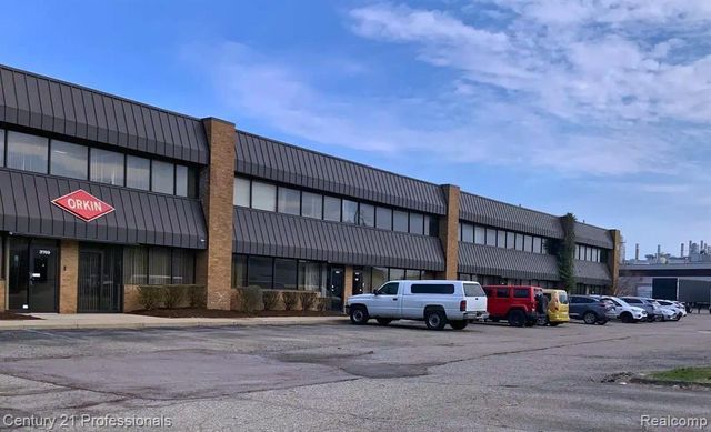 3757 Commerce Court, Wayne, MI 48184