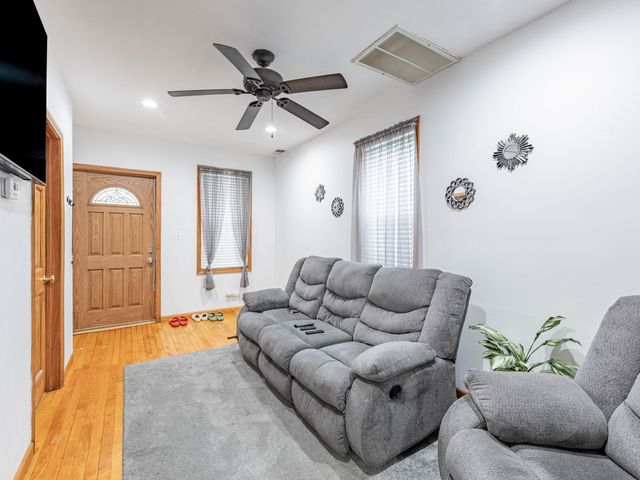 1910 S 61st Court, Cicero, IL 60804