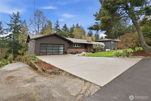 12944 SE Ridgecrest Road, Happy Valley, OR 97086