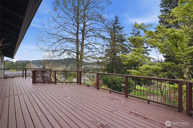 12944 SE Ridgecrest Road, Happy Valley, OR 97086
