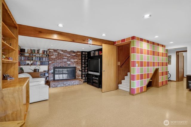 12944 SE Ridgecrest Road, Happy Valley, OR 97086