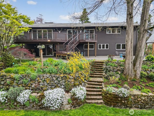 12944 SE Ridgecrest Road, Happy Valley, OR 97086