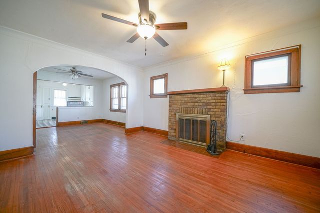 2019 15th Avenue, Rockford, IL 61104