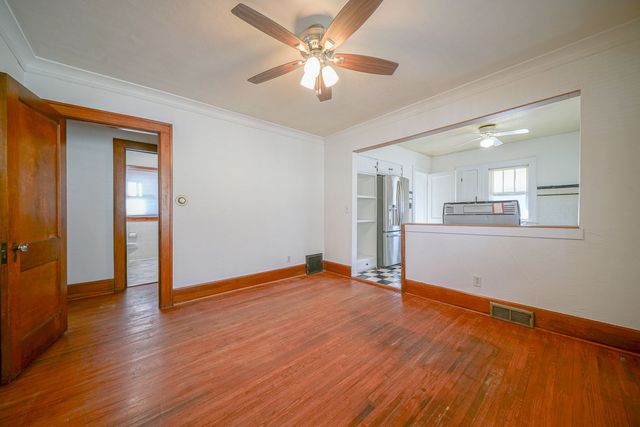 2019 15th Avenue, Rockford, IL 61104