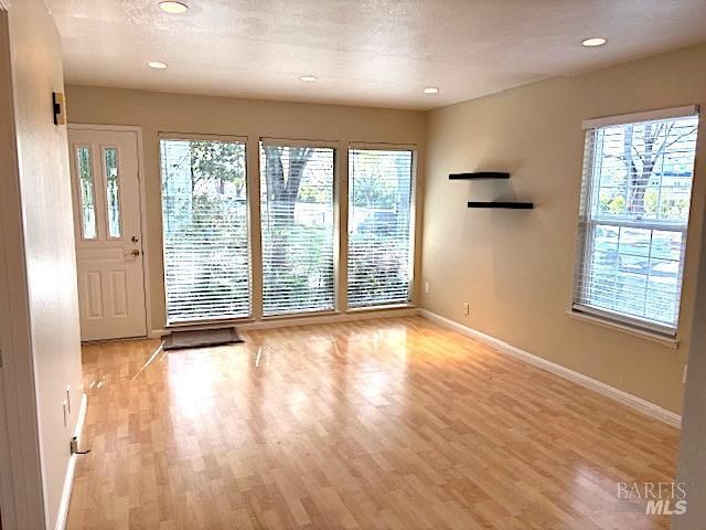 8312 Windmill Farms Dr, Cotati, CA 94931