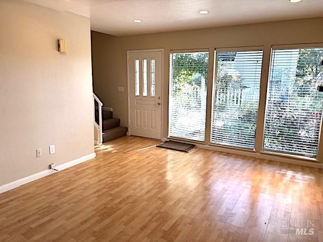 8312 Windmill Farms Dr, Cotati, CA 94931