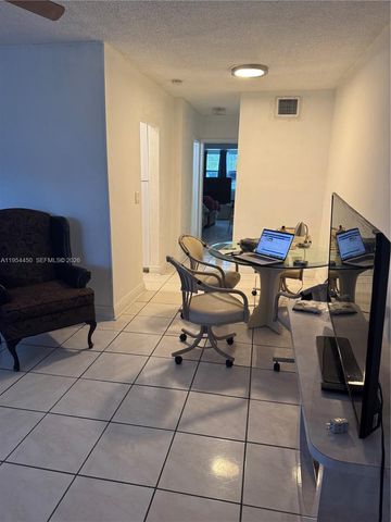 55 NW 204th St 1, Miami Gardens, FL 33169